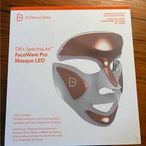 Dr Dennis Gross FaceWare Pro LED Mask